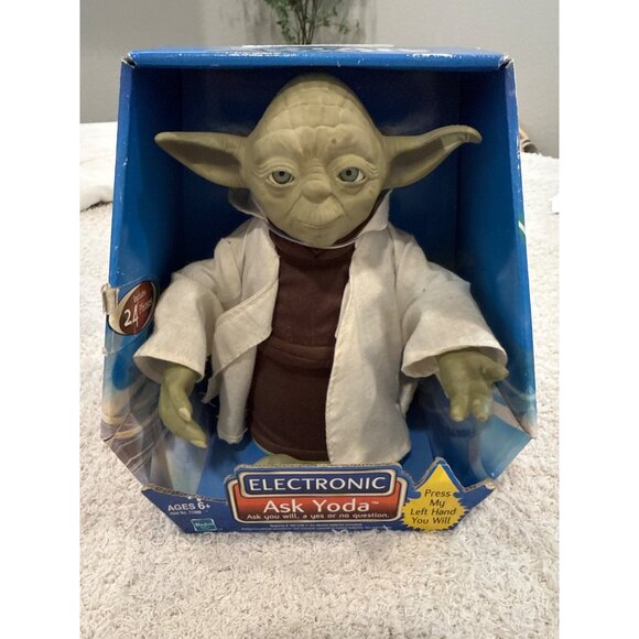 New Hasbro Star Wars Electronic Ask Yoda 2002 Tested works! - Picture 1 of 7